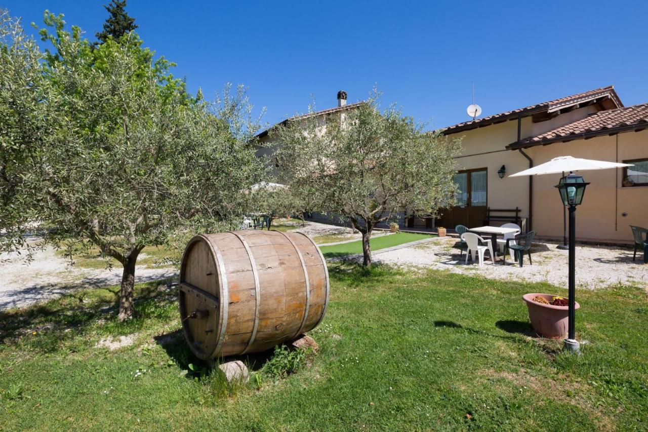Agriturismo Casella Del Piano Gubbio Buitenkant foto