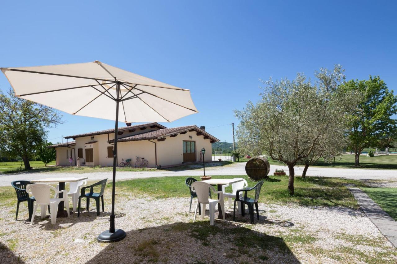 Agriturismo Casella Del Piano Gubbio Buitenkant foto