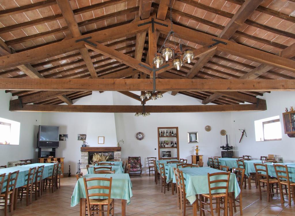Agriturismo Casella Del Piano Gubbio Buitenkant foto