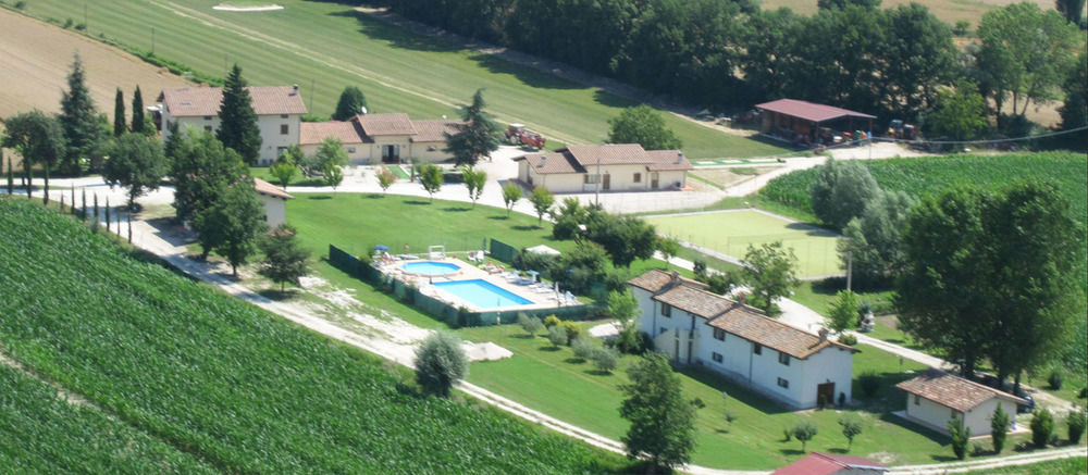 Agriturismo Casella Del Piano Gubbio Buitenkant foto